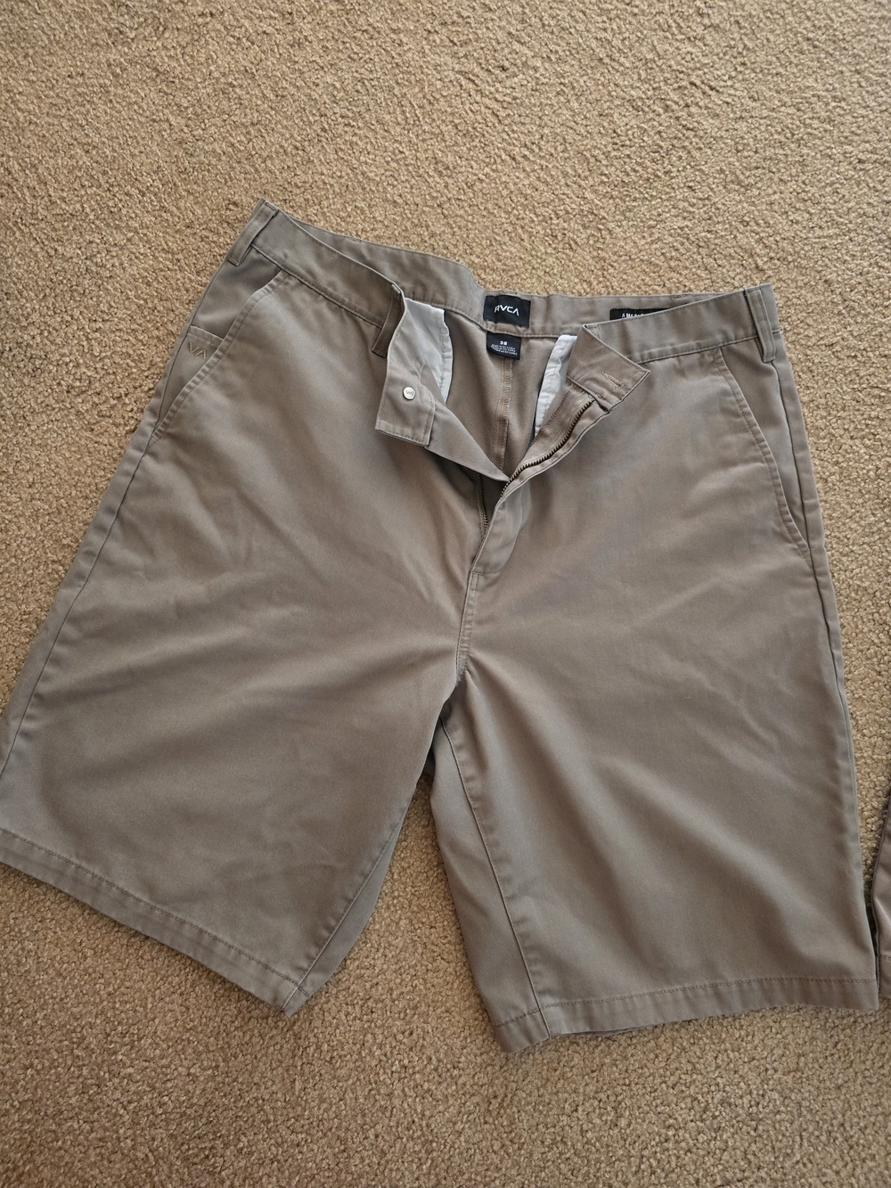 RVCA Men's Tan Flat-Front Chino Shorts American Chino